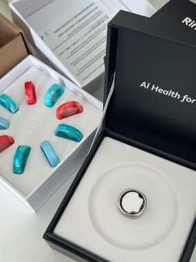 Ringconn gen2 air — White & Silver Smart Wearable Ring